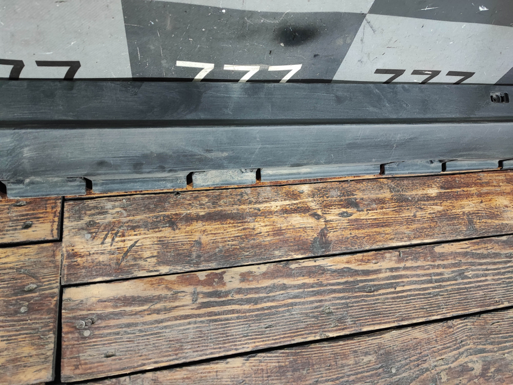 Накладка порога правого Toyota Land Cruiser Prado 250 23-нв Б/У Оригинал 7585060080