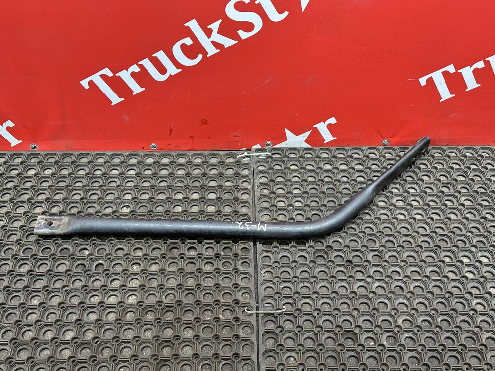 Кронштейн глушителя