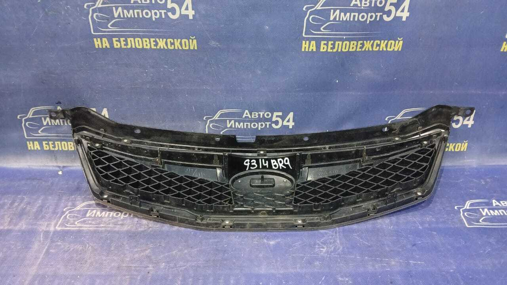 Решетка радиатора SUBARU LEGACY 2009-2012