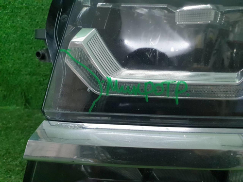 Фара левая VW Teramont (2017-2022) LED
