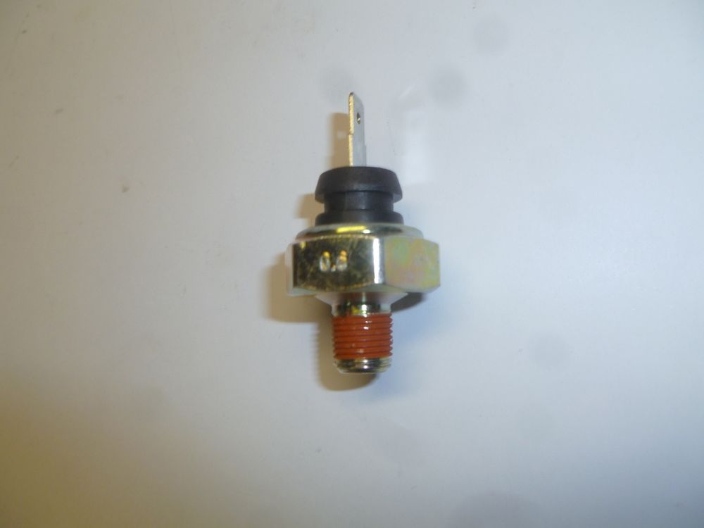 Датчик давления масла KM178,186/Oil pressure sensor