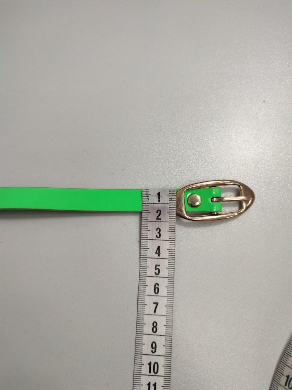 Ремень яркий, новый