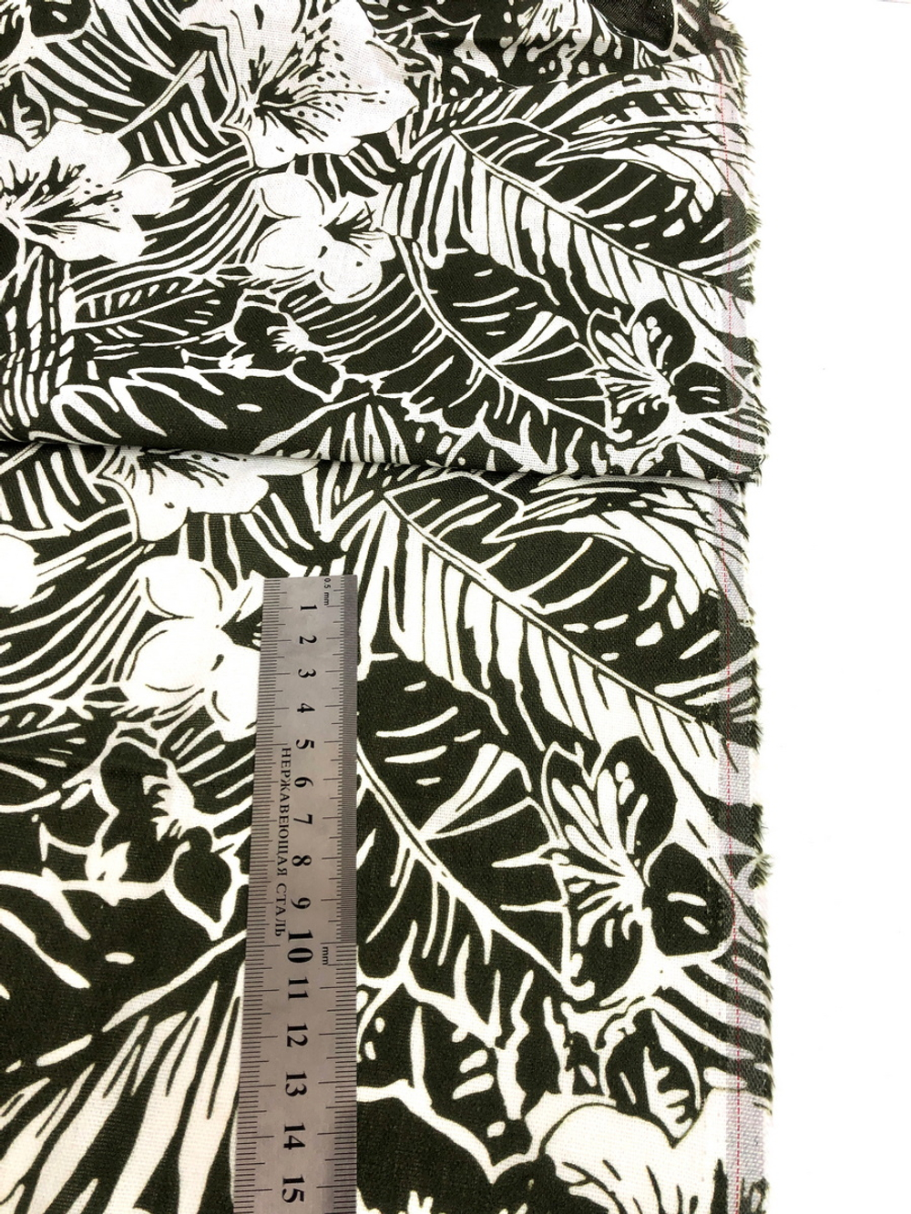 Плательная хлопок под лен принт цветы белые на зеленом