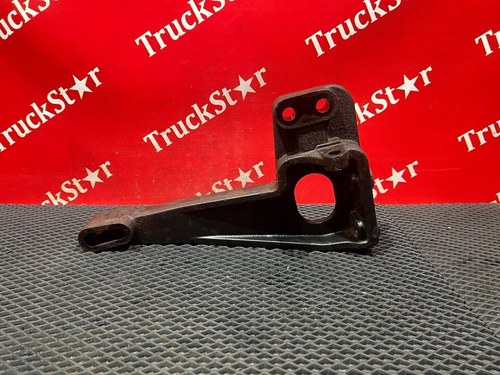 Кронштейн кабины правый