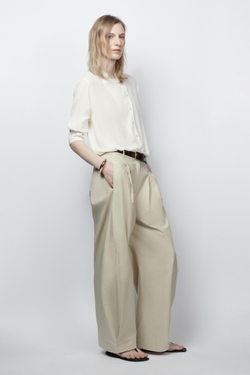 ZARA РУБАШКА СВОБОДНОГО КРОЯ С КОКЕТКОЙ — ZW COLLECTION, ЭКРЮ