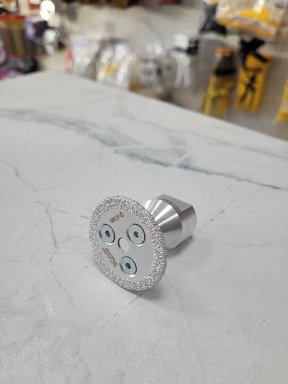 Диск алмазный 40 мм с фланцем М14 вакуумная пайка