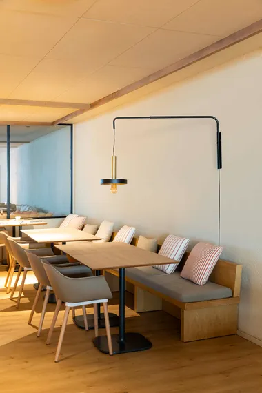 Бра Whizz черное/атласное золото