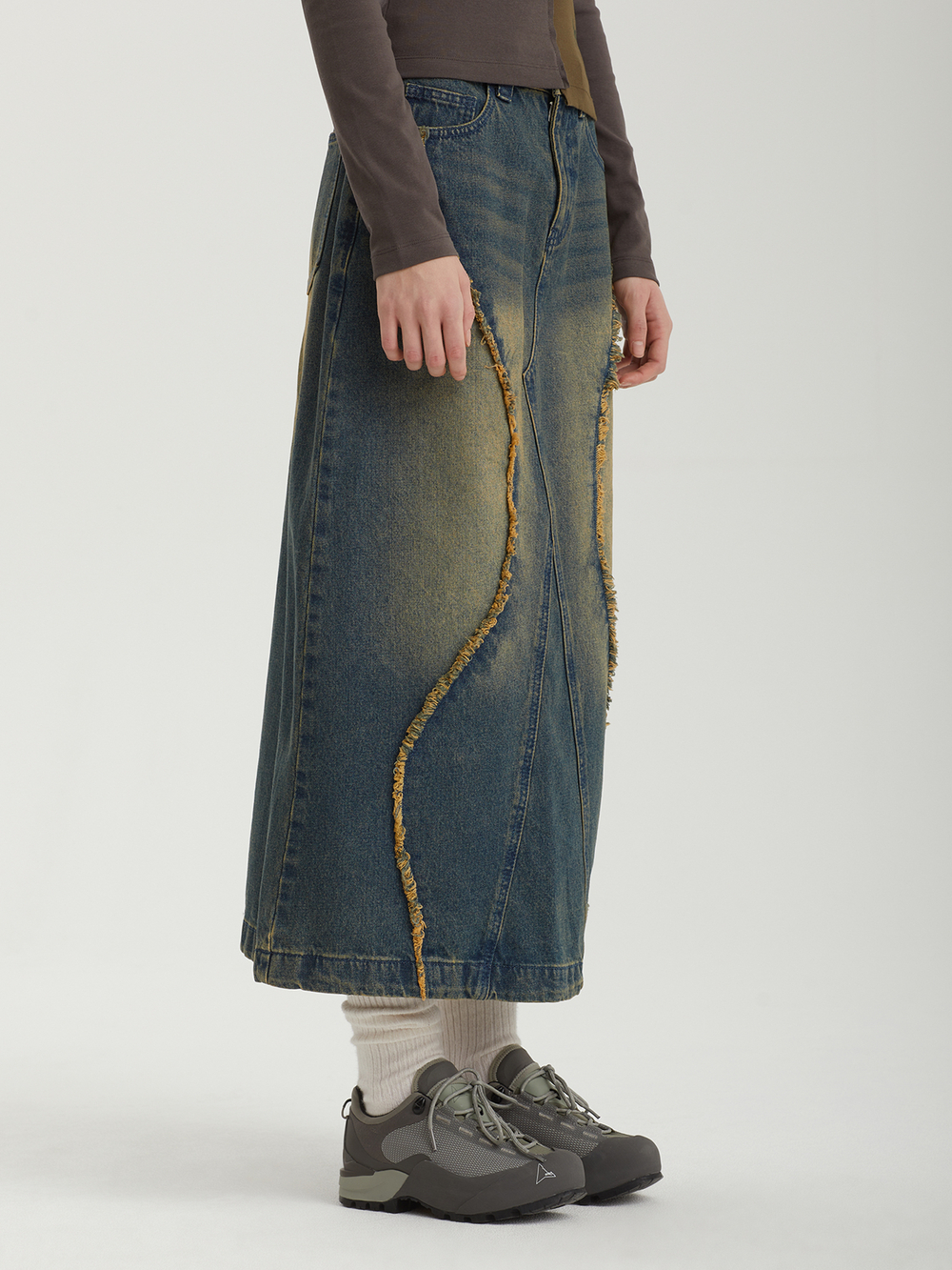 Юбка Curved Raw Edge Maxi