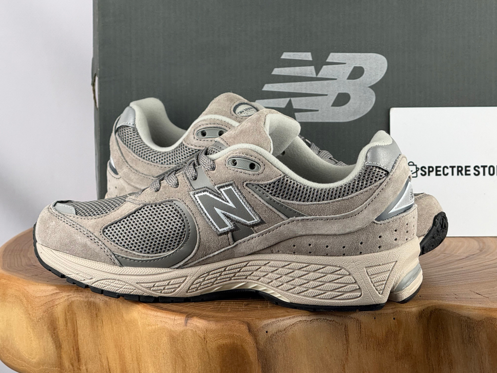 New Balance 2002R Marblehead