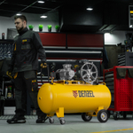 Компрессор воздушный BCI3000-T/200, ременный привод , 3.0 кВт, 200 литров, 530 л/мин Denzel