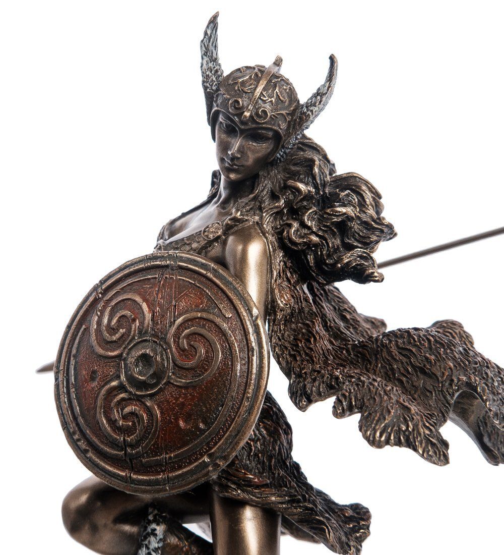 Veronese WS-1049 Статуэтка «Дева-воитильница Валькирия»