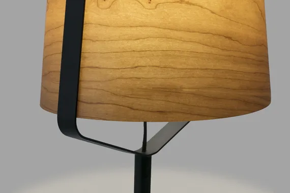 Настольная лампа Stood