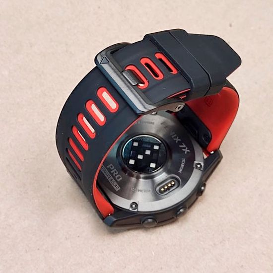 Ремешок силиконовый двухцветный 26 мм для Garmin Fenix 7x/6x/5x/5x plus/3, Descent, Tactix, Enduro, D2,  Instinct 2X