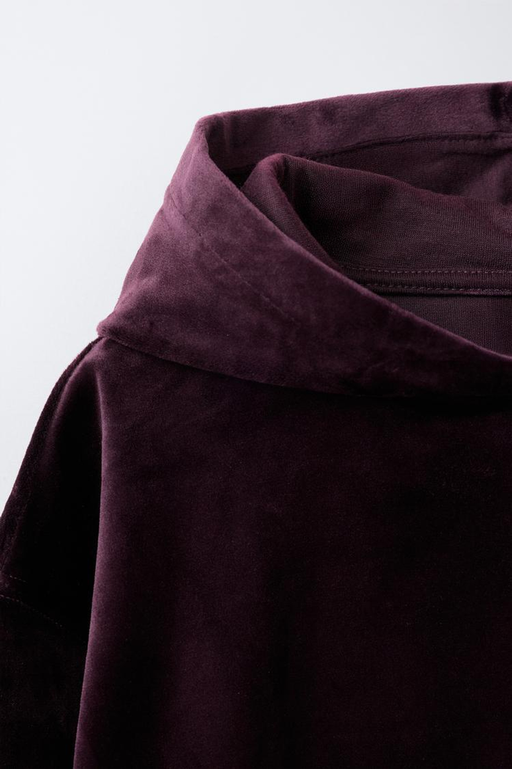 ZARA КОМПЛЕКТ ИЗ ХУДИ И БРЮК WIDE LEG ИЗ ВЕЛЮРА, СЛИВОВЫЙ