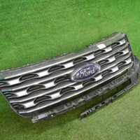 Решетка радиатора Ford Explorer 5 U502 (2015-2018)
