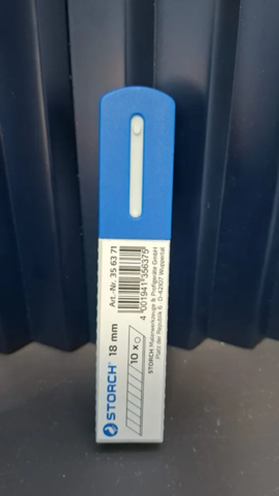 STORCH PROFI Abbrechklingen breit 10 отламываемых лезвий, 18мм, в футляре