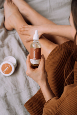 Naif Mom - питательное масло для беременных против растяжек /   90  ml  / GTIN 8719325317855