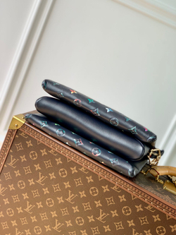 Louis Vuitton Coussin MM