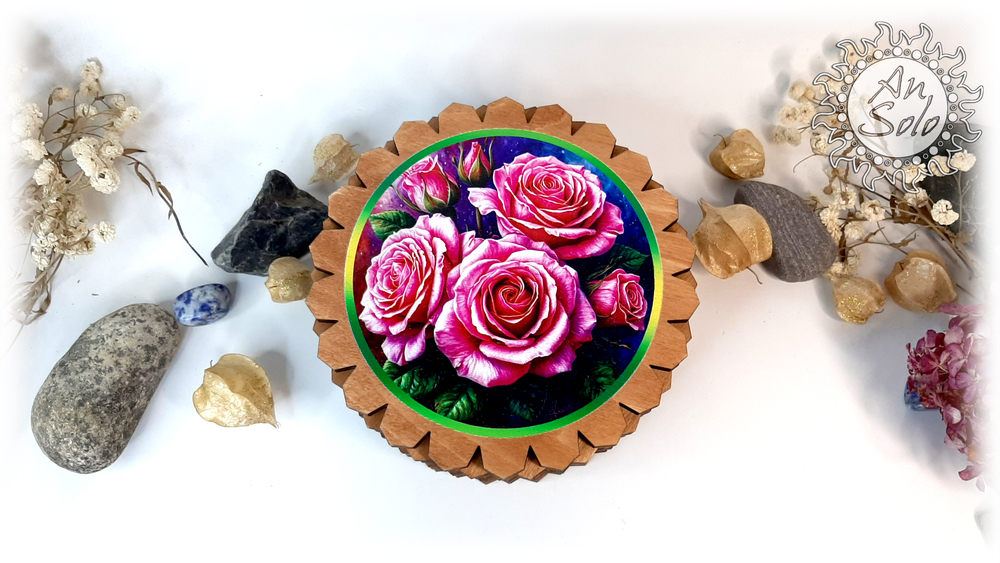 Большая деревянная шкатулка "Розовые розы"