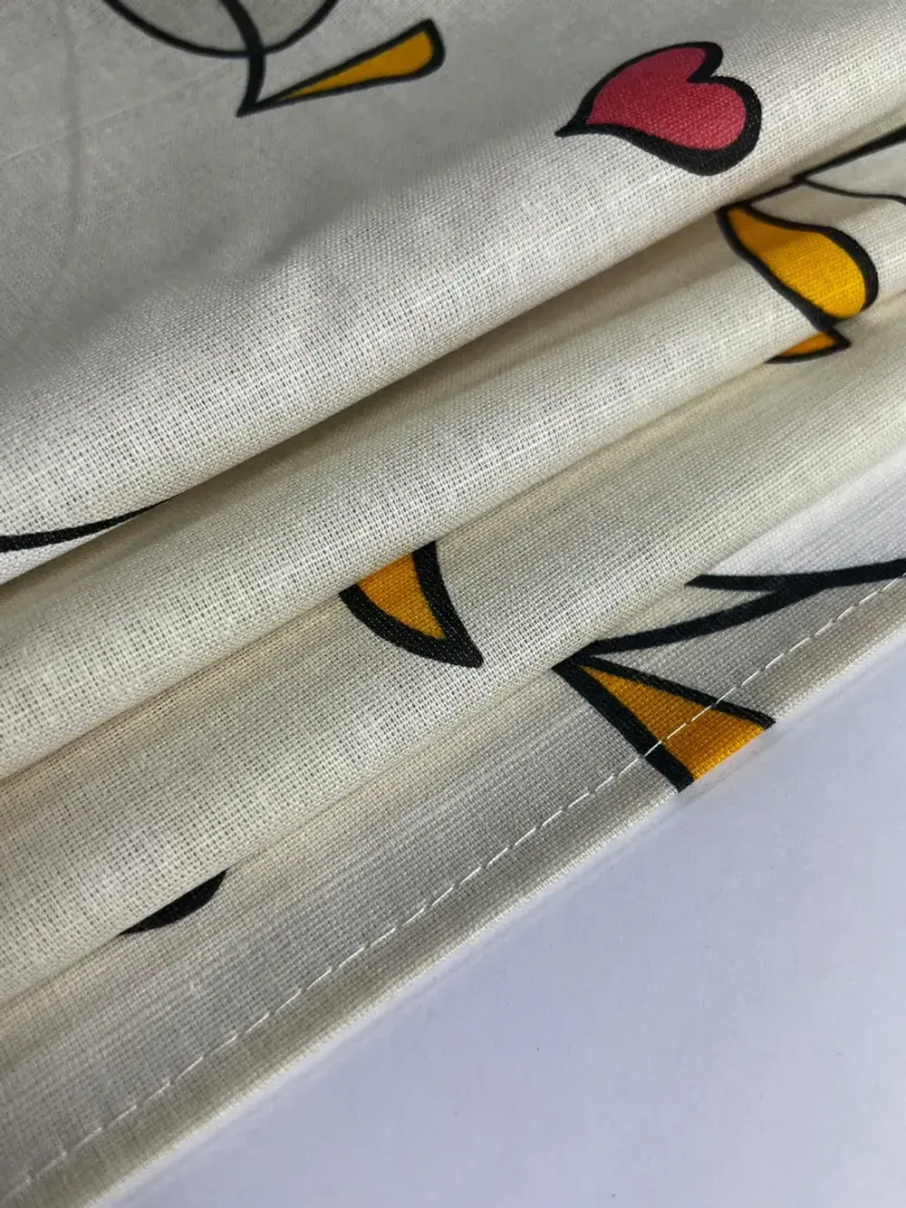 Ткань для рукоделия "Гуси-обнимуси" Сказка бязь, длина 3 м., ширина 2,2 м.