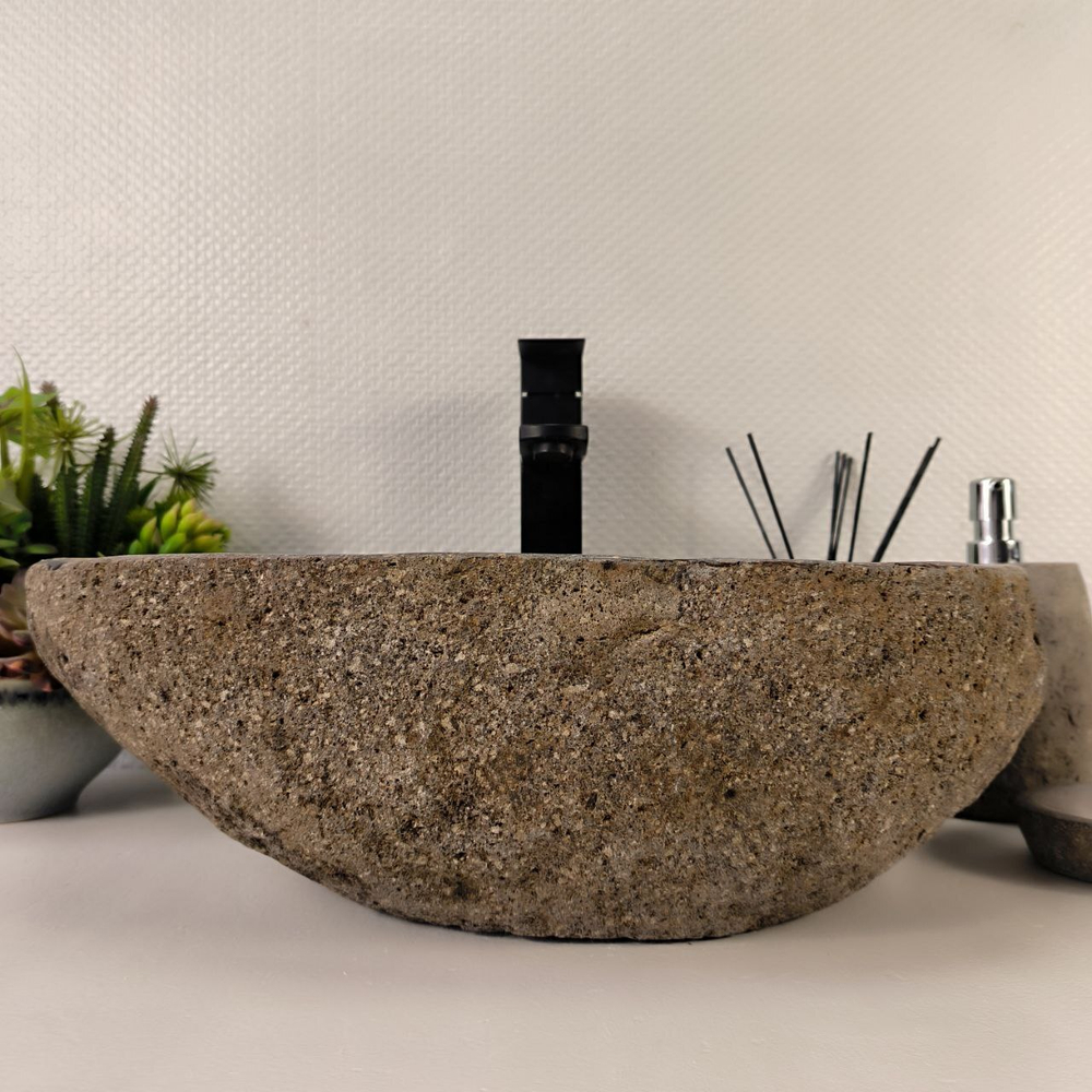 Раковина из речного камня RS-65138 49*33*15 0861