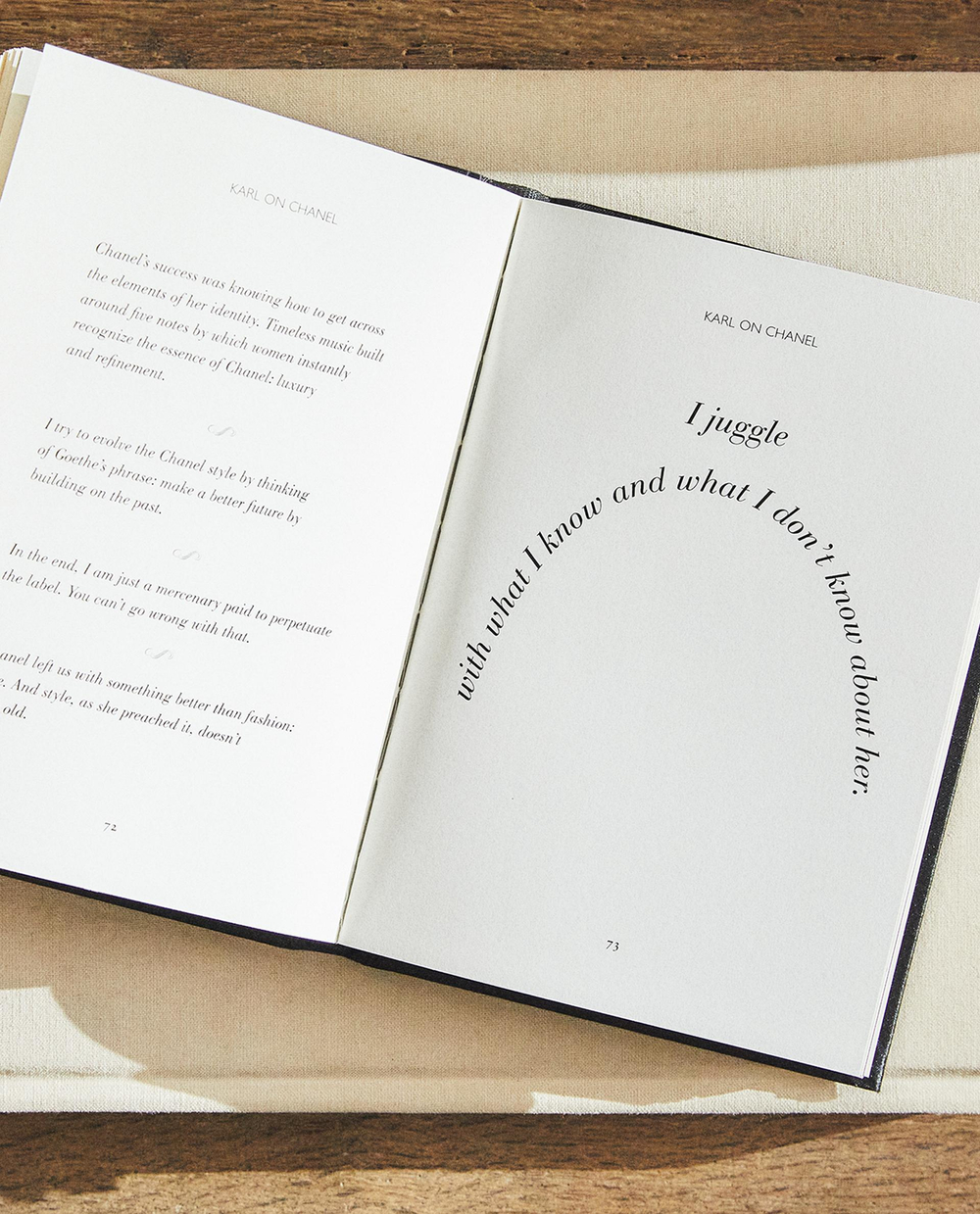 The World According to Karl. Книга цитат Карла Лагерфельда (на английском языке)