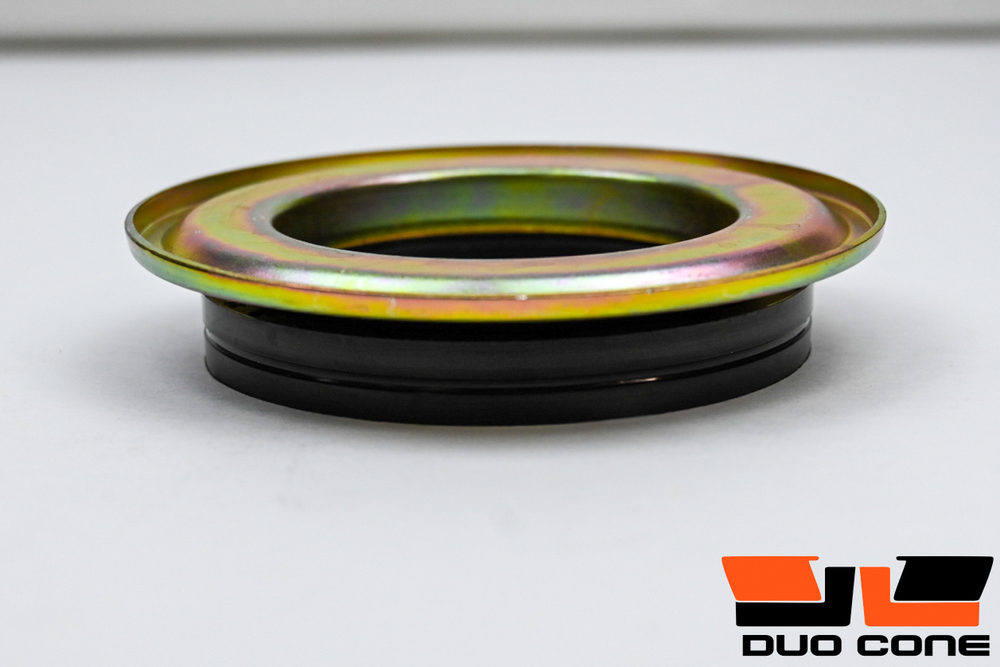 Армированная манжета (Сальник) RE193099 John Deere-4