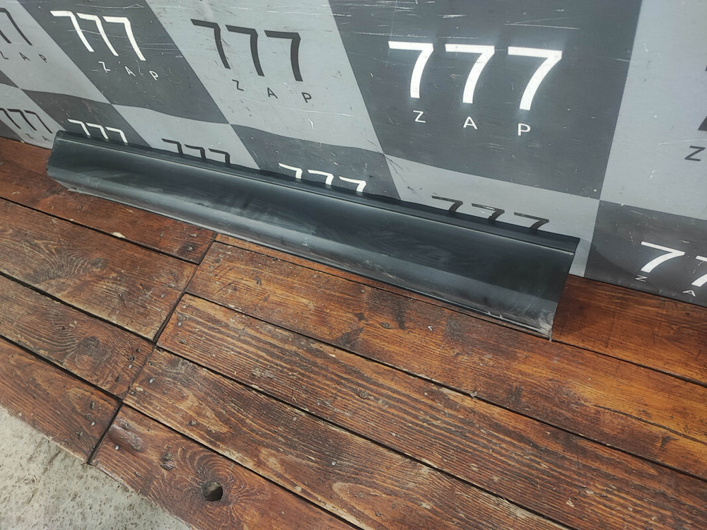 Накладка двери передней левой Mazda CX-5 2 (KF) 17-нв Б/У Оригинал KB7W51RB1