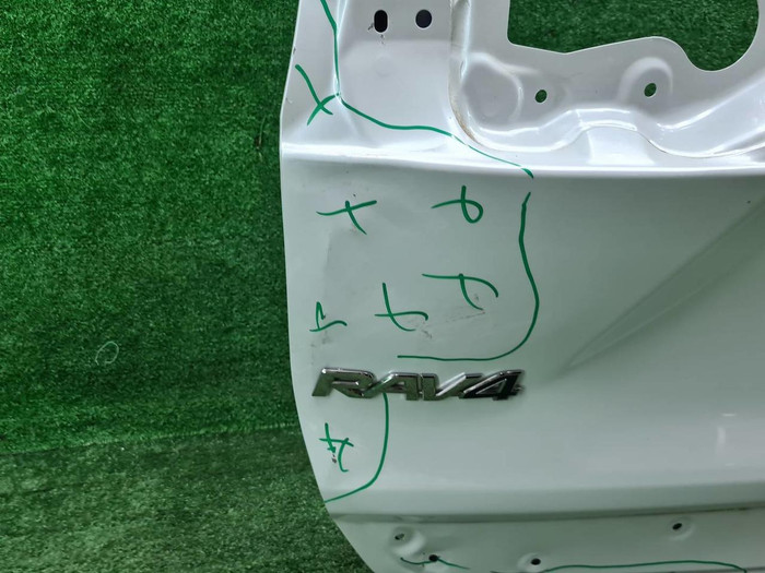 Крышка багажника Toyota RAV4 5 XA50 (2018-н.в.)