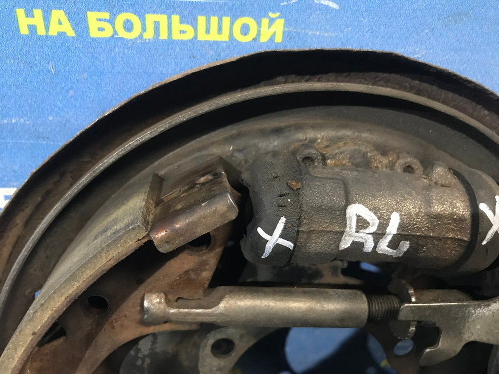 Механизм стояночного тормоза TOYOTA LITEACE 2001