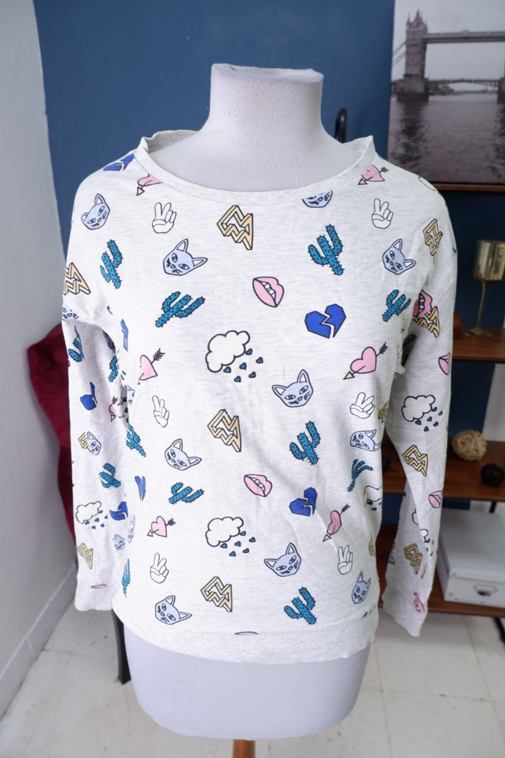 Джемпер Divided повседневный 44 размер