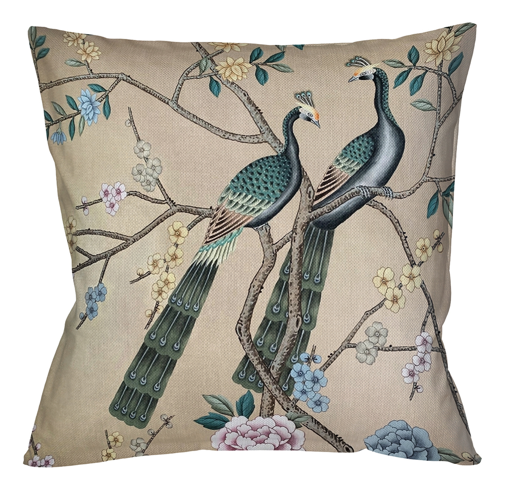 Интерьерная подушка Объект мечты Императорский павлин версия 1