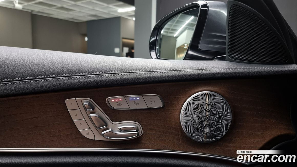 Mercedes-Benz E-Class W213 E300 4MATIC Exclusive (06.2020)