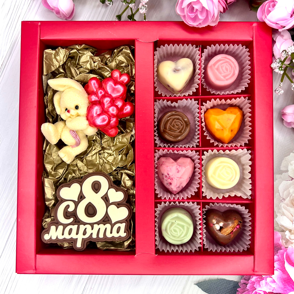 Шоколадный подарок "С 8 марта. Зайчик с шариками": шоколадка-надпись, фигурка и 8 конфеты ручной работы