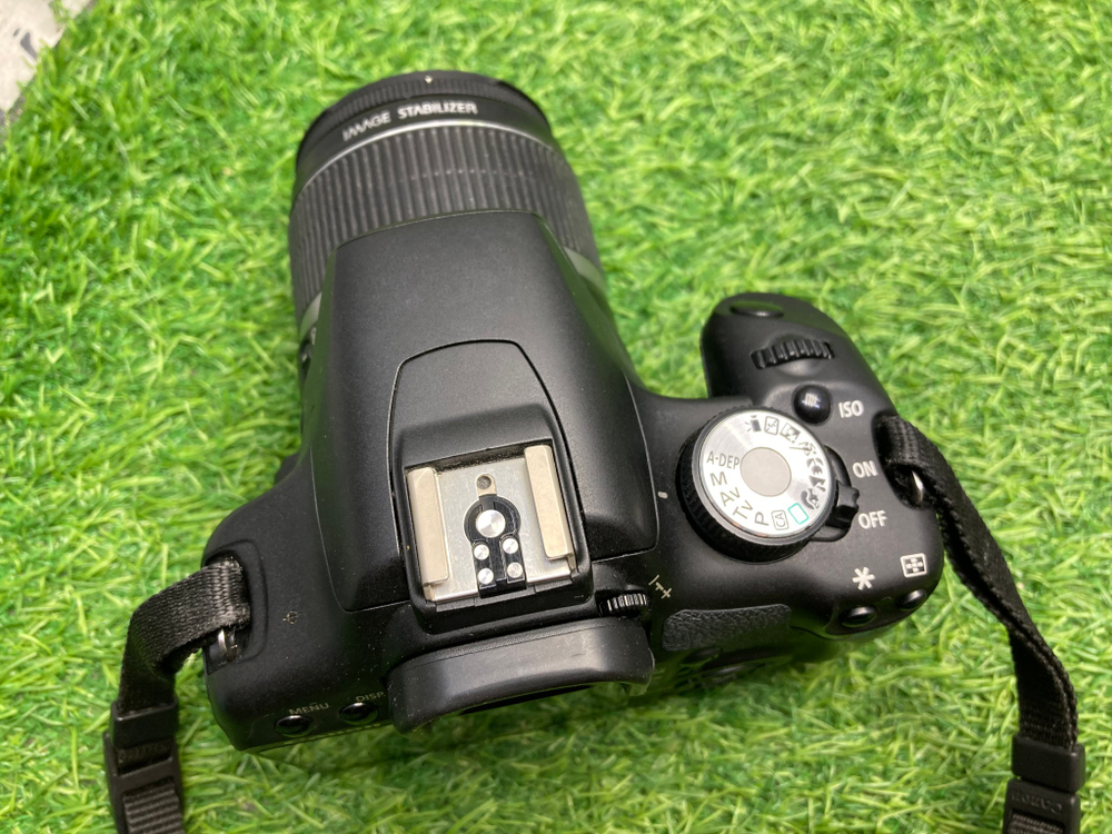 Canon 500D kit 18-55 mm 3.5-5.6 IS 16.000 кадров