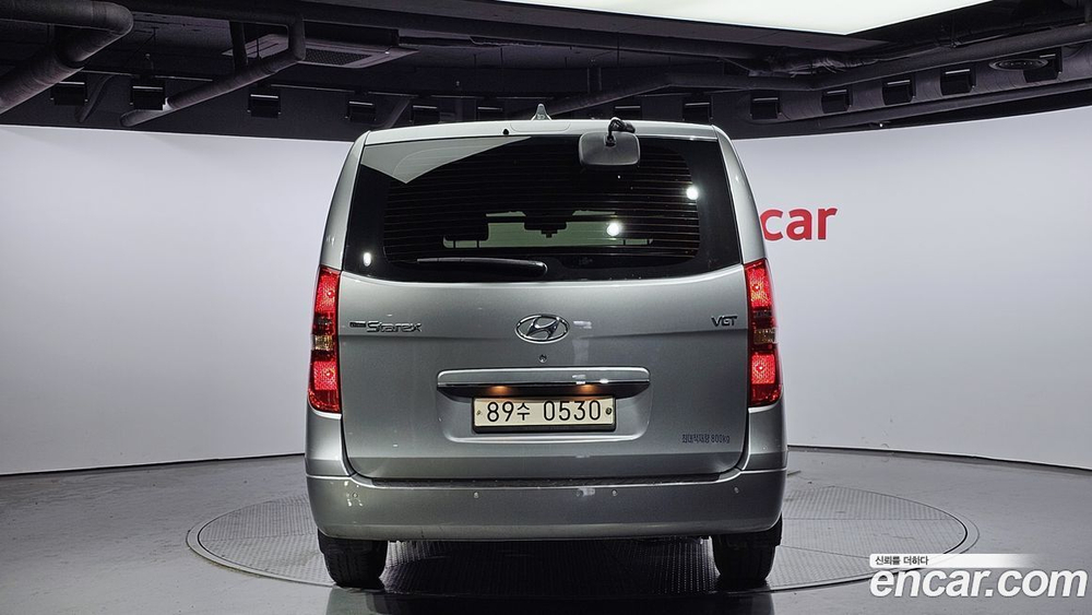 Hyundai The New Grand Starex Van 3-х местный (12.2020)
