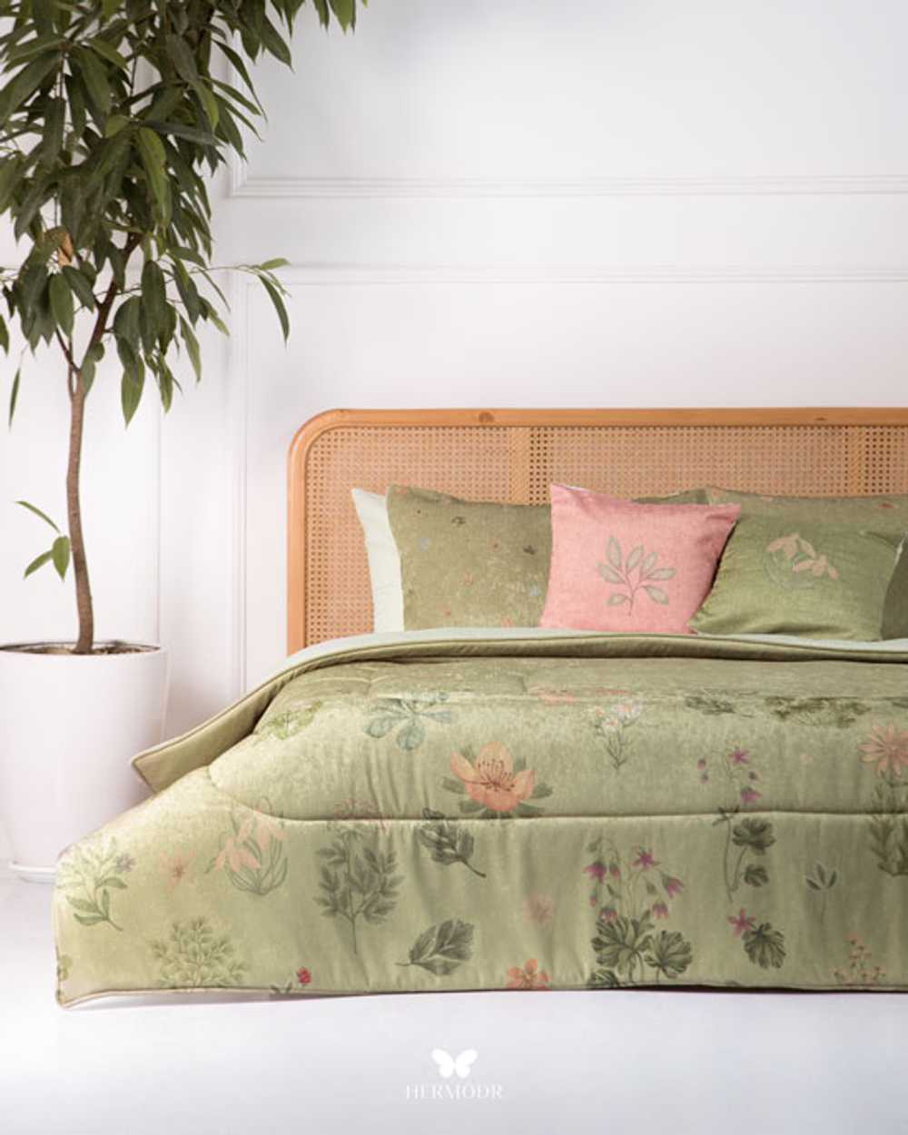 Комплект постельного белья двуспальный Pasio Hermodr 8 предметов 130220265 Иран