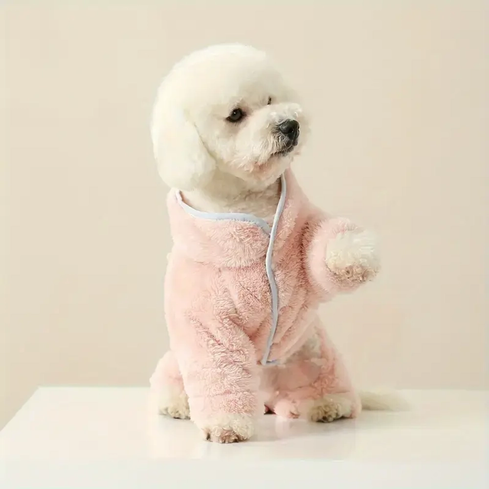 Плюшевый комбинезон в нежно розовом оттенке