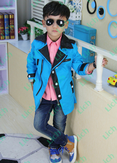 Плащ детский на молнии с кожаными деталями отделки