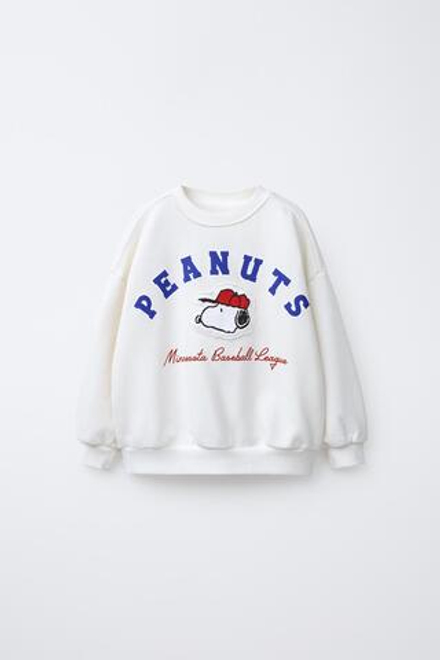 ZARA ТОЛСТОВКА С НАШИВКОЙ SNOOPY PEANUTS™, ЖЕЛТОВАТО-БЕЛЫЙ