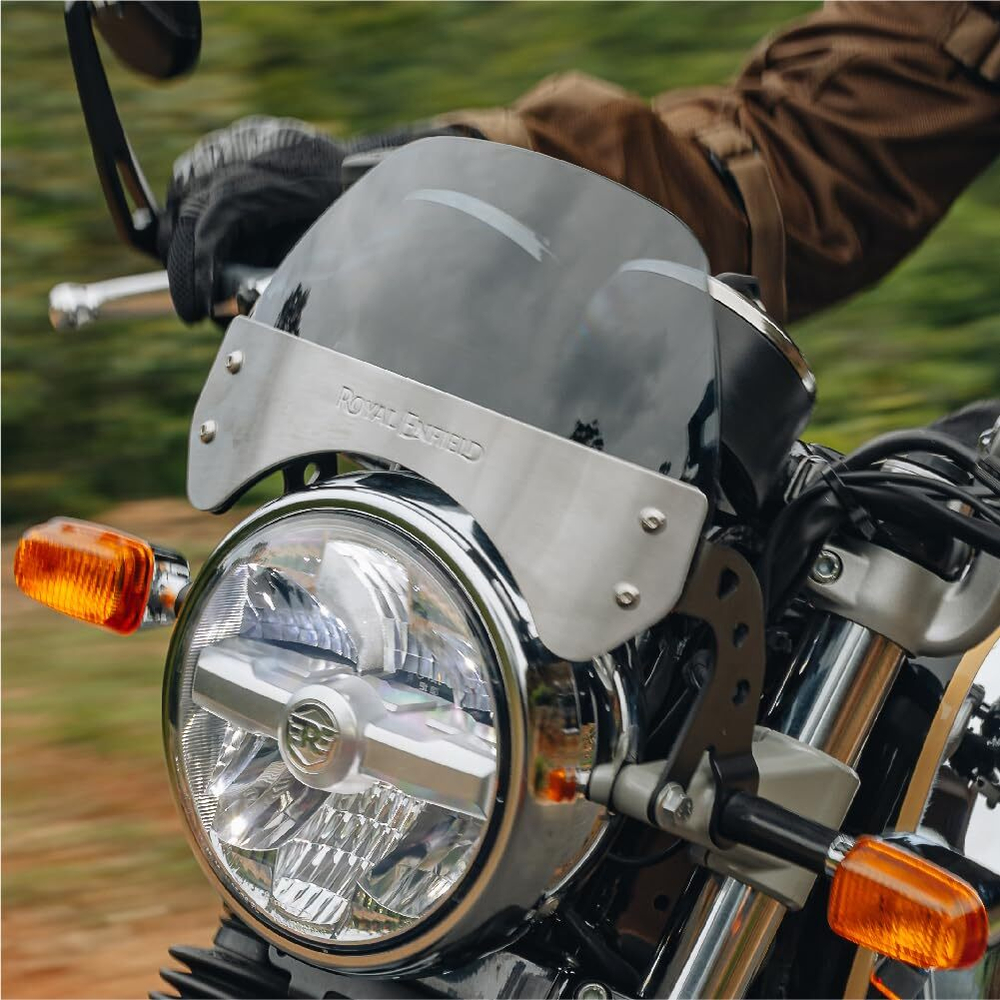 Ветровое стекло Royal Enfield, Short Flyscreen, Procured Kit, тонированный – Interceptor 650/Continental GT 650, арт. 1990413