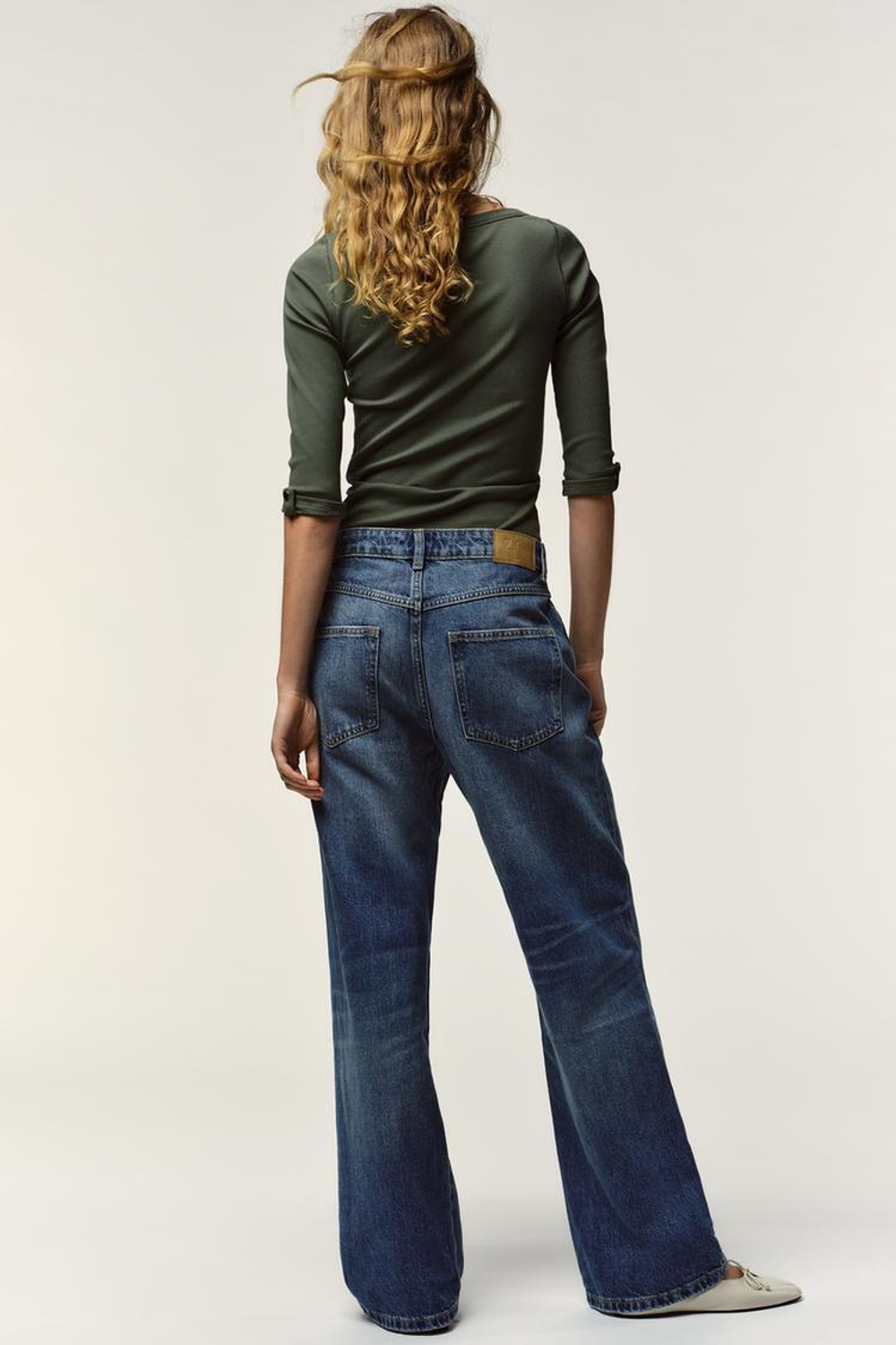 ZARA ФУТБОЛКА В РУБЧИК С ПУГОВИЦАМИ, ХАКИ