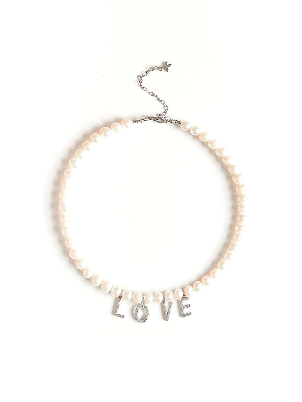 Колье с буквами "Love" из жемчуга Silver
