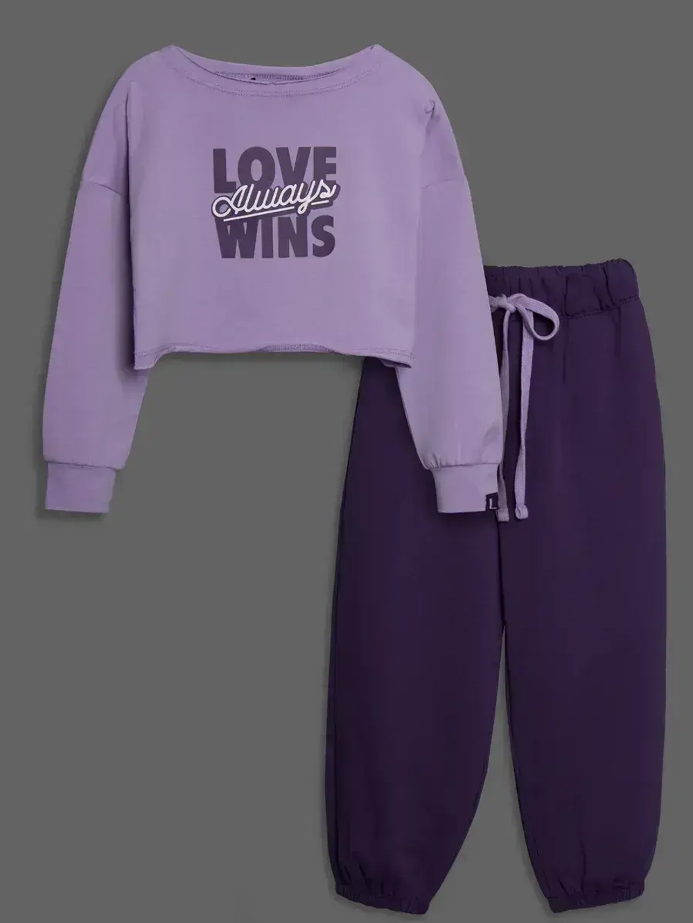 Костюм для девочки демисезонный