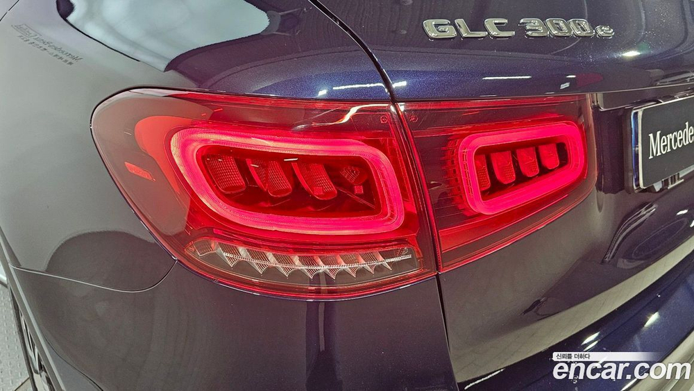 Mercedes-Benz GLC-Class X253 GLC300e 4MATIC (12.2020)