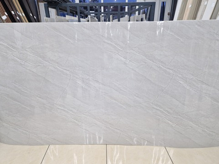 Гибкий мрамор самоклеящийся MD-002