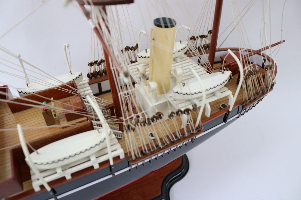 Van Der Heijden Парусник "RRS DISCOVERY", Британия