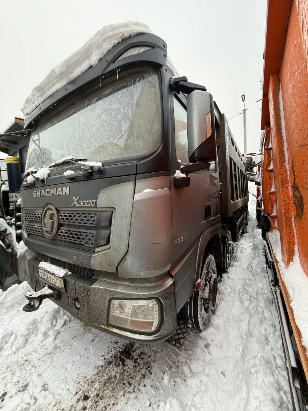 Shacman (Shaanxi) SX* 8x4 Самосвал SX33186V366 (Дизельный, 11,6 л, 423 л.с., МТ)