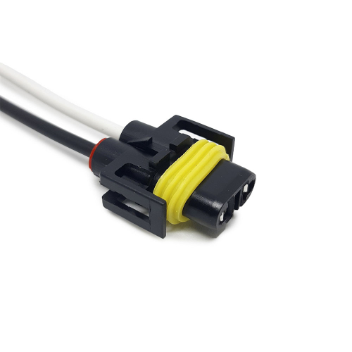 Патрон под лампу H8/H11 с проводами, пластик (AKS471)