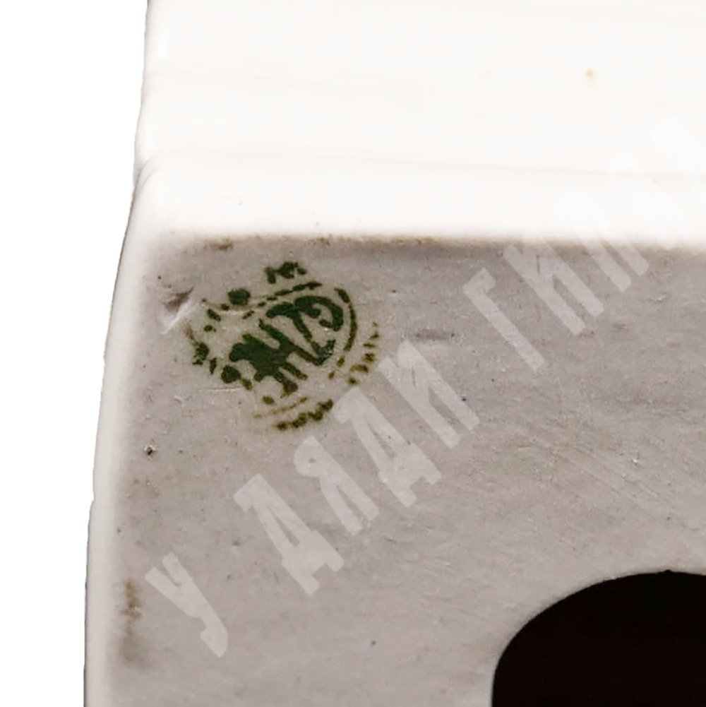 Бюст И. В. Сталина. Фарфор, бельё. Гжель. Конец XX в.